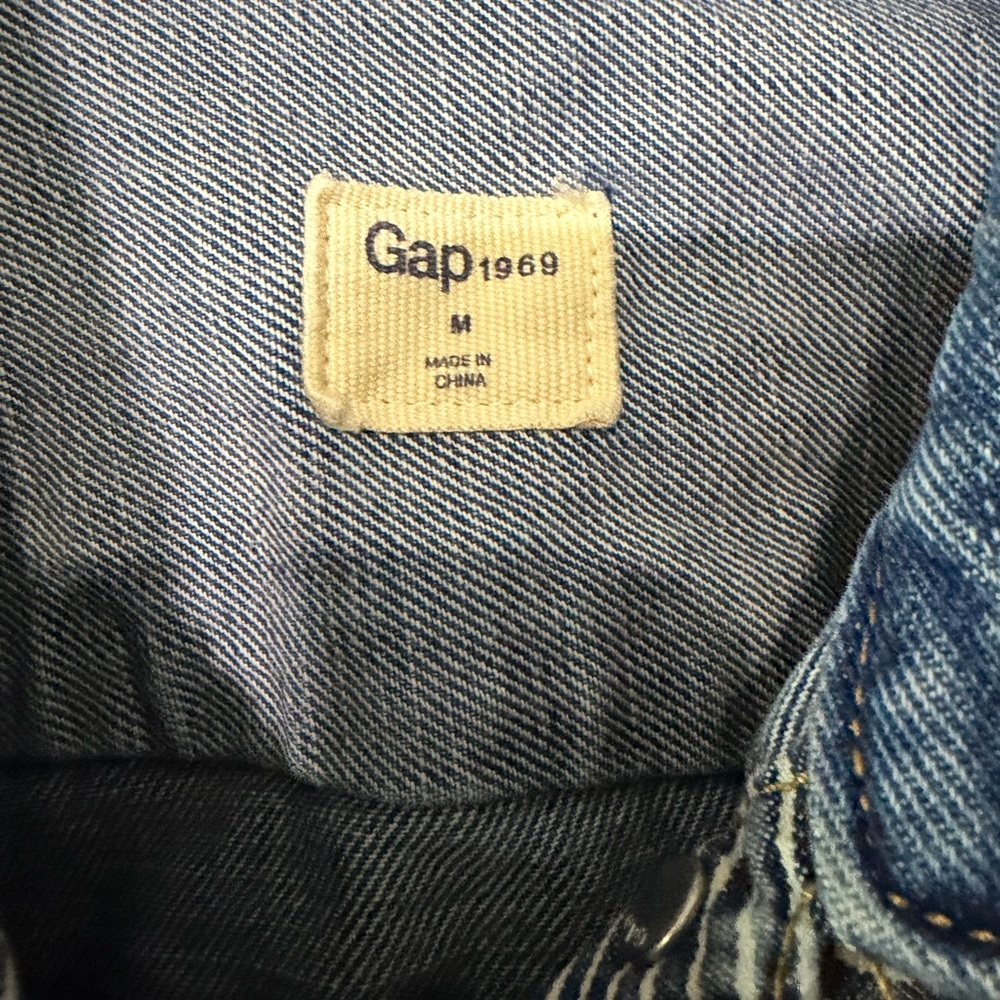 GAP 1969 (brand) Blue Denim Jacket with Cream Label - Picture 2 of 6